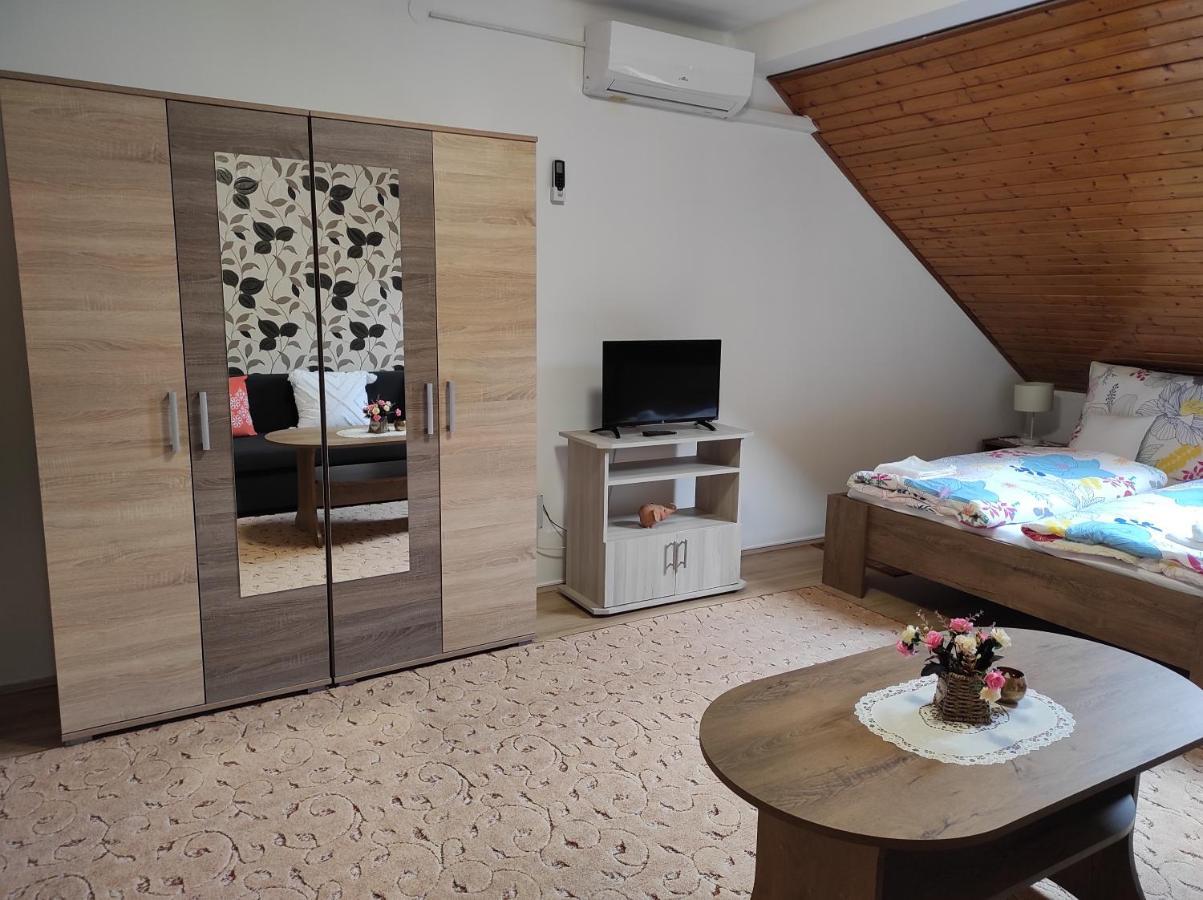 Era Apartman Apartment Harkany Exterior photo