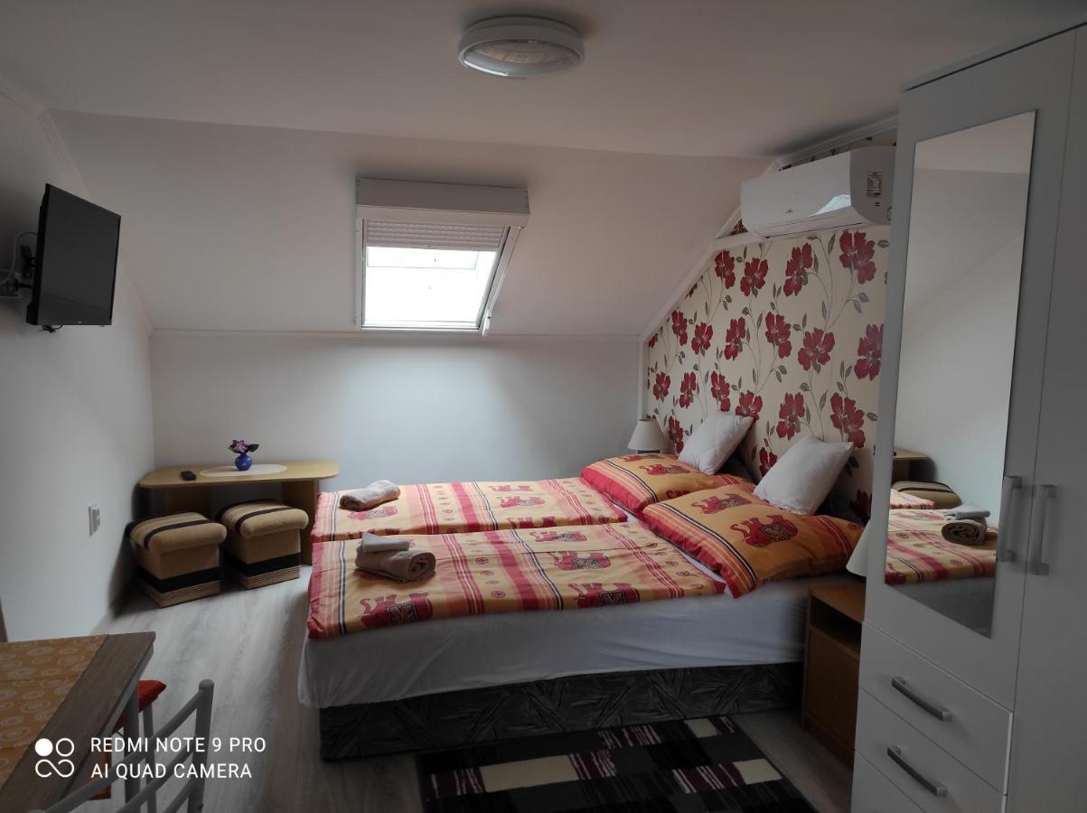 Era Apartman Apartment Harkany Exterior photo